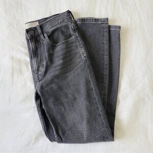 NWOT Everlane high rise jean in washed black